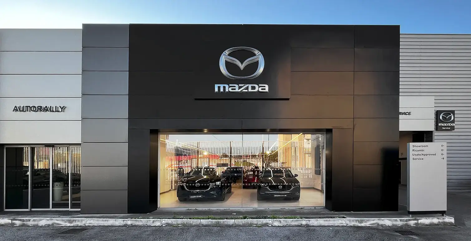 mazda napoli 01